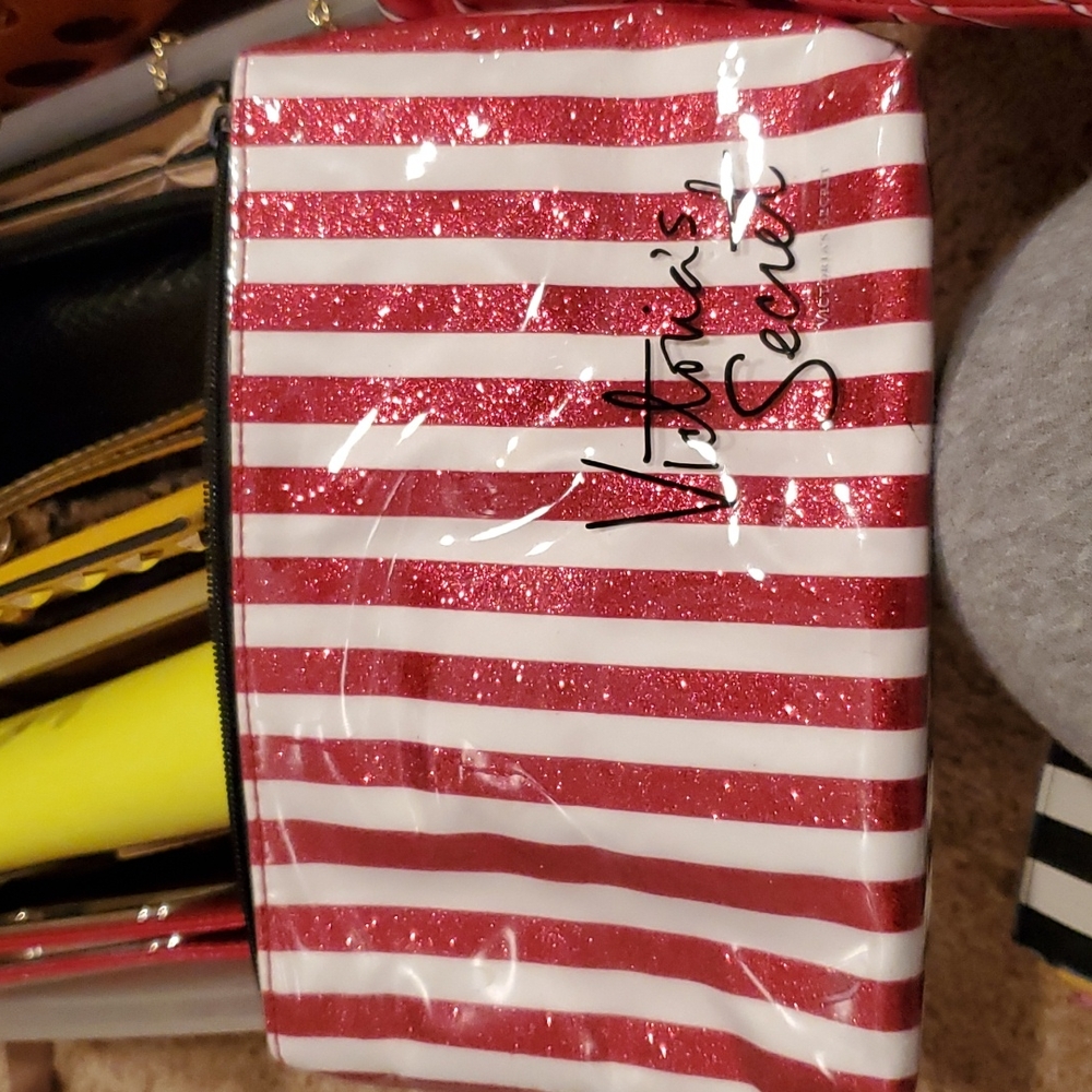 Makeup bag